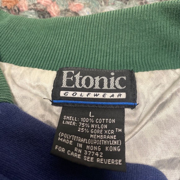 Vintage Embroidered Crewneck Sweatshirt (Great Condition!) - Picture 8 of 9